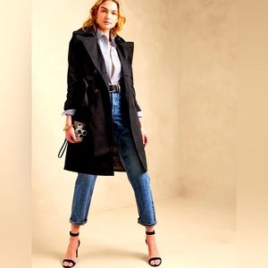 Banana Republic Essential Trench Coat, size small petite, black